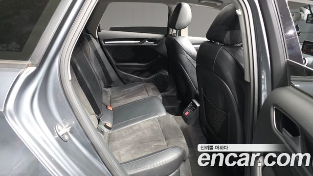 Audi A3 2015 — photo 12