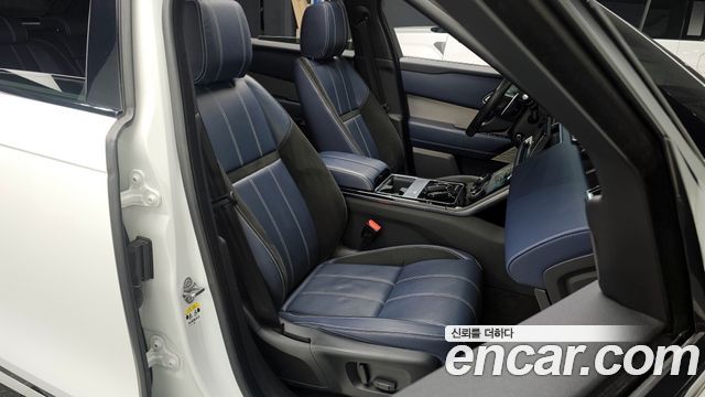 Land Rover Range Rover Velar 2018 — photo 10