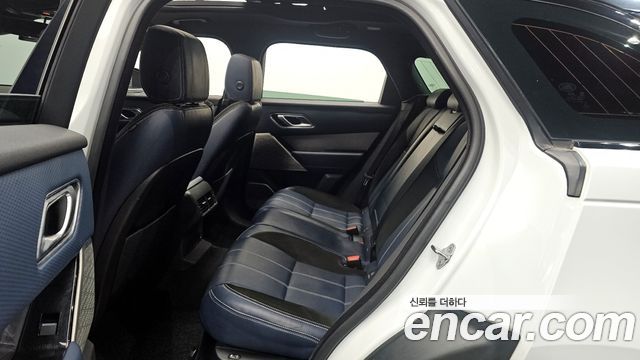 Land Rover Range Rover Velar 2018 — photo 12