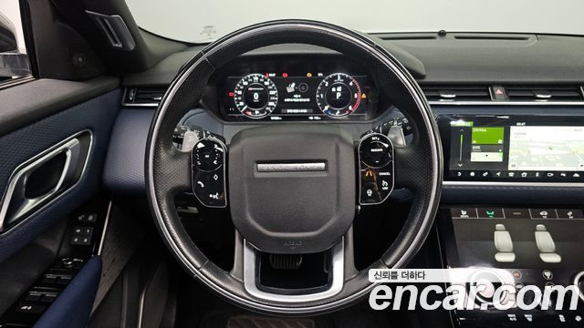 Land Rover Range Rover Velar 2018 — photo 13
