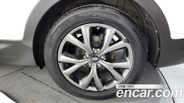 Hyundai Santafe 2017 — photo 7