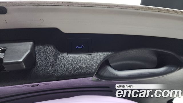 Hyundai Santafe 2017 — photo 31