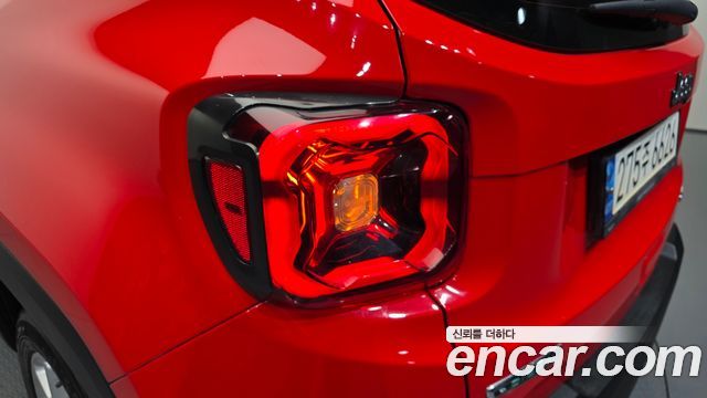 Jeep Renegade 2020 — photo 9