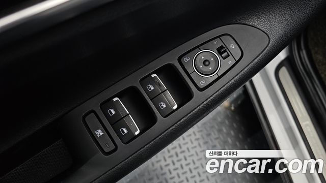 Hyundai Grandeur 2018 — photo 16