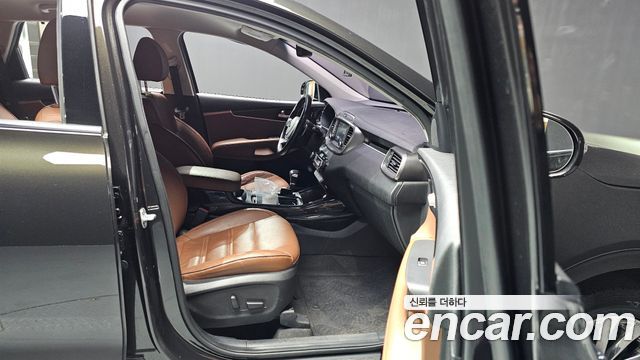 Kia Sorento 2018 — photo 11