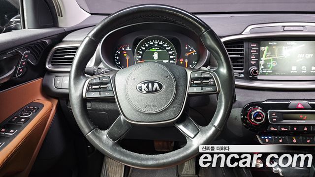 Kia Sorento 2018 — photo 12