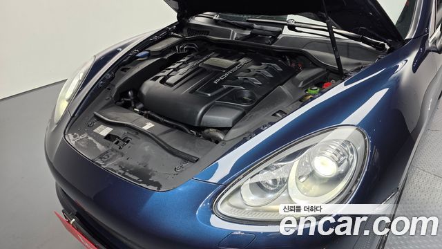 Porsche Cayenne 2014 — photo 6