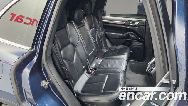 Porsche Cayenne 2014 — photo 11