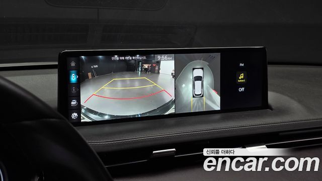 Genesis GV70 2021 — photo 14