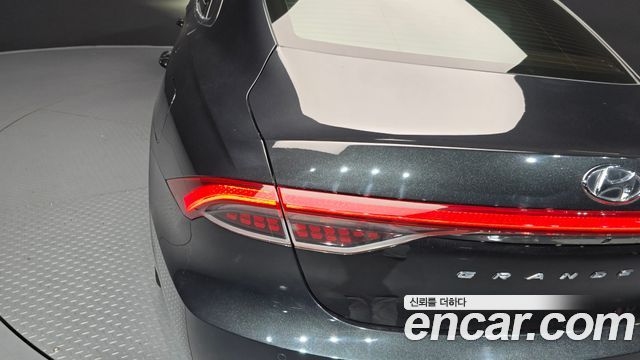 Hyundai Grandeur 2020 — photo 9