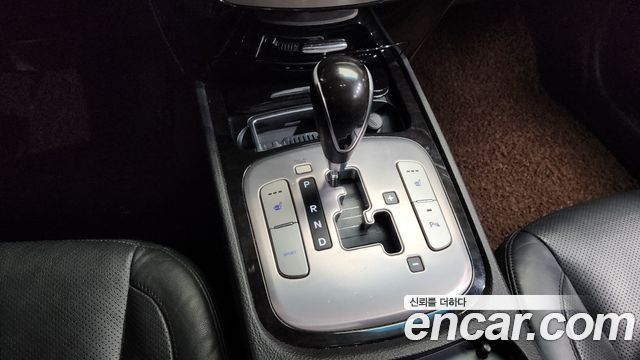 Hyundai Genesis 2013 — photo 9