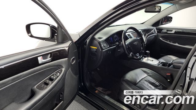 Hyundai Genesis 2013 — photo 10
