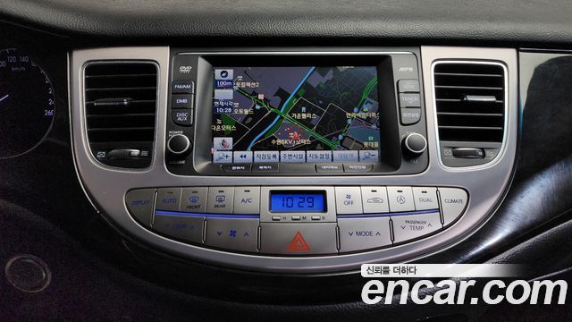 Hyundai Genesis 2013 — photo 15