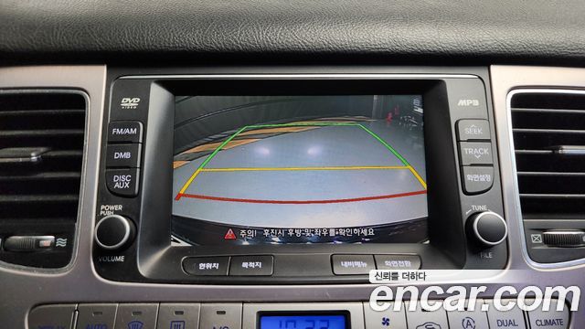 Hyundai Genesis 2013 — photo 16