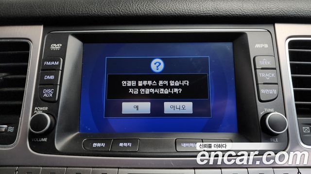 Hyundai Genesis 2013 — photo 17