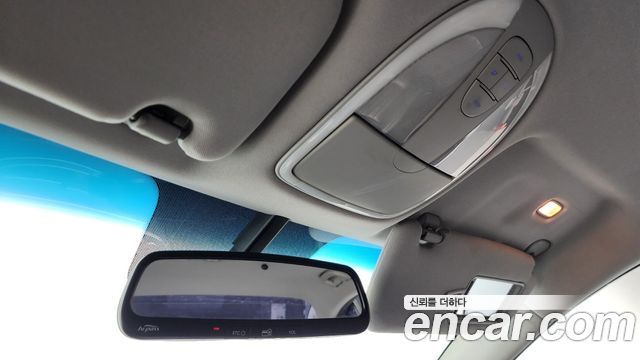 Hyundai Genesis 2013 — photo 18