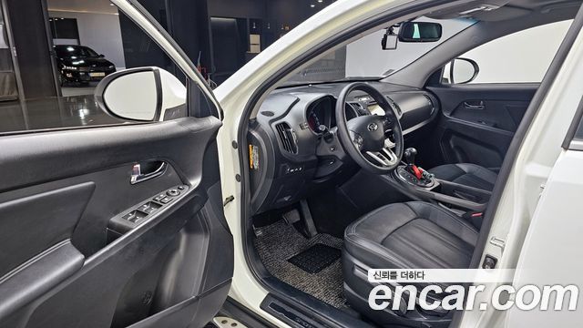 Kia Sportage 2013 — photo 10