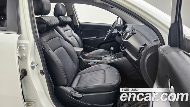 Kia Sportage 2013 — photo 11