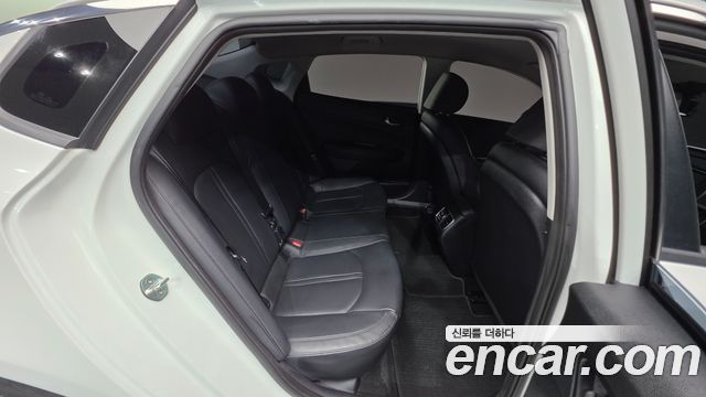 Kia K5 2019 — photo 18