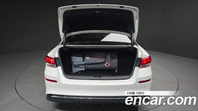 Kia K5 2019 — photo 19