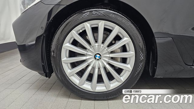 BMW Gran Turismo 2020 — photo 5