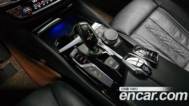 BMW Gran Turismo 2020 — photo 9