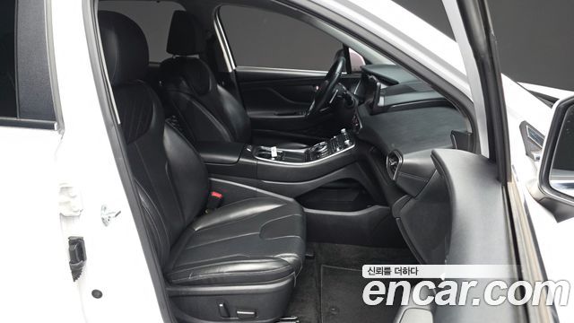 Hyundai Santafe 2021 — photo 11
