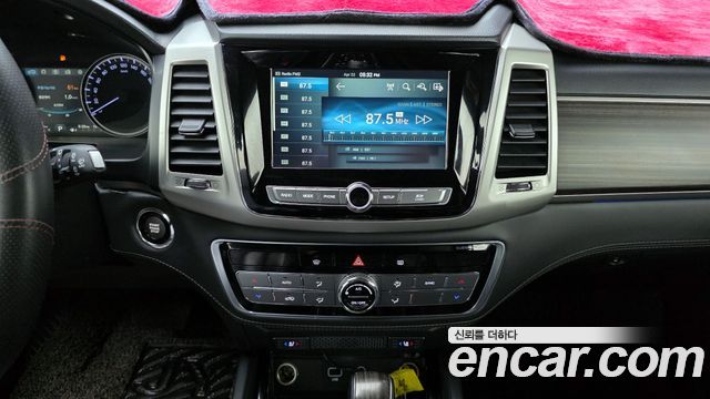 KG Mobility Rexton 2018 — photo 25