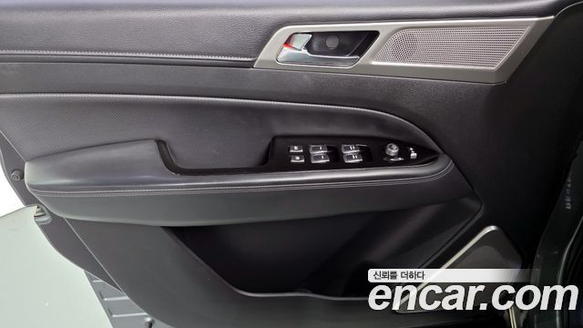 KG Mobility Rexton 2018 — photo 14