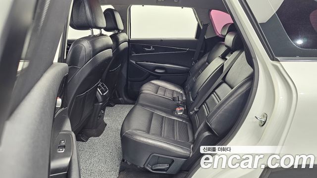 Kia Sorento 2015 — photo 24