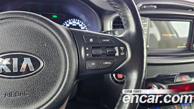 Kia Sorento 2015 — photo 27