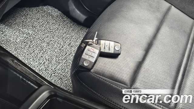 Kia Sorento 2015 — photo 28
