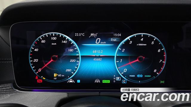 Mercedes-Benz CLS-Class 2023 — photo 11