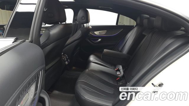 Mercedes-Benz CLS-Class 2023 — photo 17