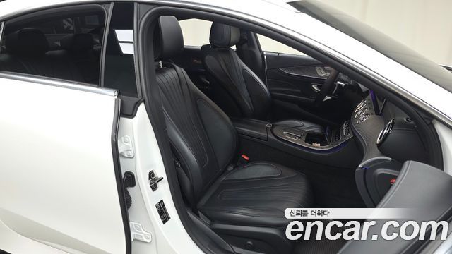 Mercedes-Benz CLS-Class 2023 — photo 18