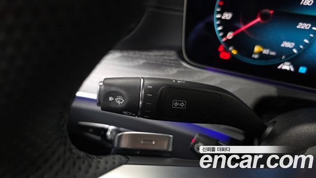 Mercedes-Benz CLS-Class 2023 — photo 28