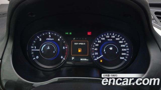 Hyundai Grandeur 2016 — photo 11