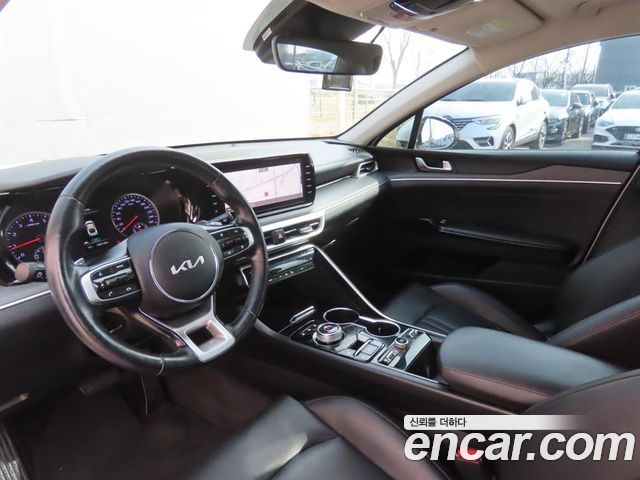 Kia K5 2023 — photo 16