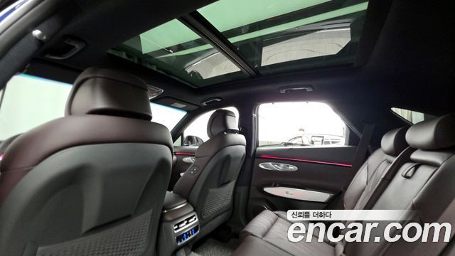 Genesis GV70 2025 — photo 24