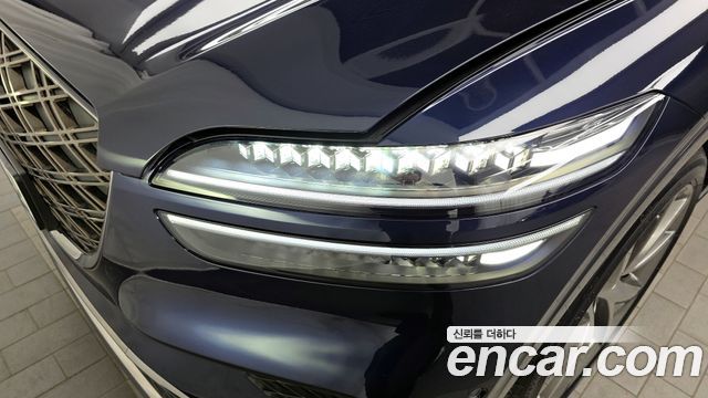 Genesis GV70 2025 — photo 8