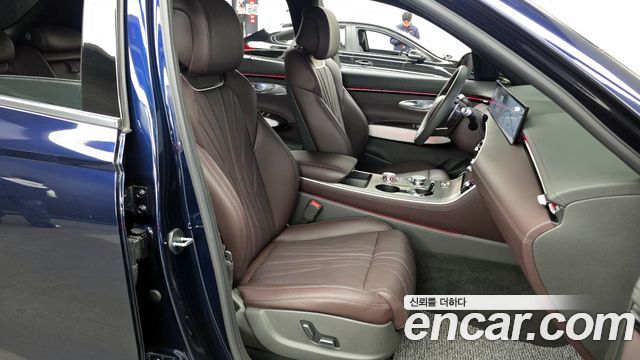 Genesis GV70 2025 — photo 16