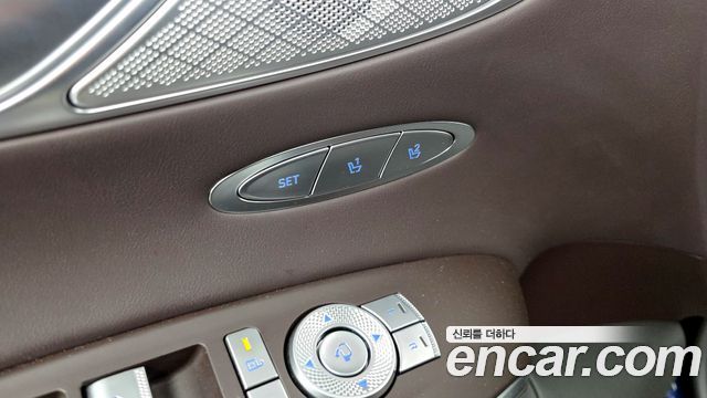 Genesis GV70 2025 — photo 29