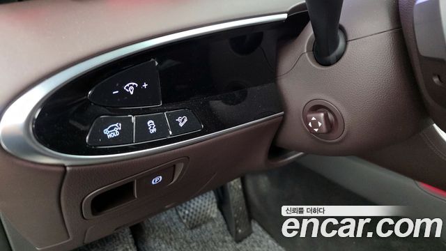 Genesis GV70 2025 — photo 30