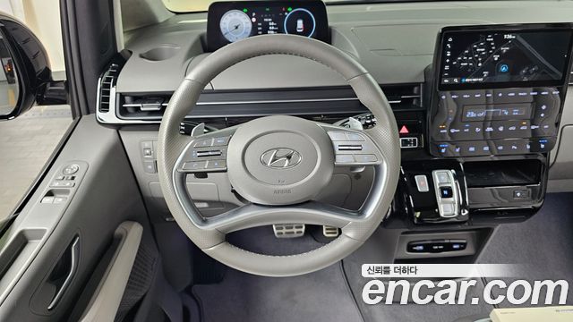 Hyundai Staria 2022 — photo 18