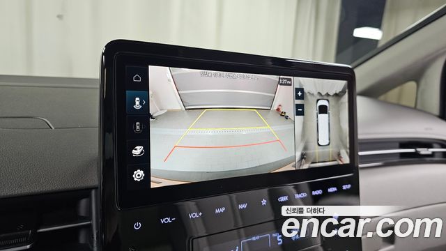 Hyundai Staria 2022 — photo 20
