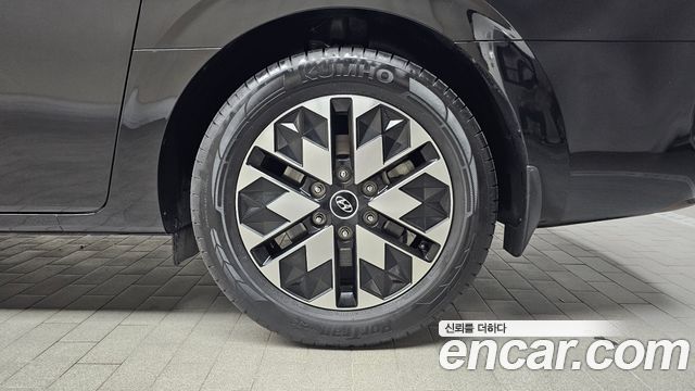 Hyundai Staria 2022 — photo 7