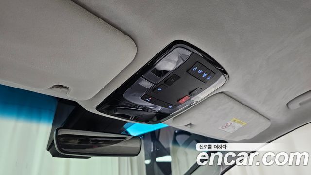 Hyundai Staria 2022 — photo 27
