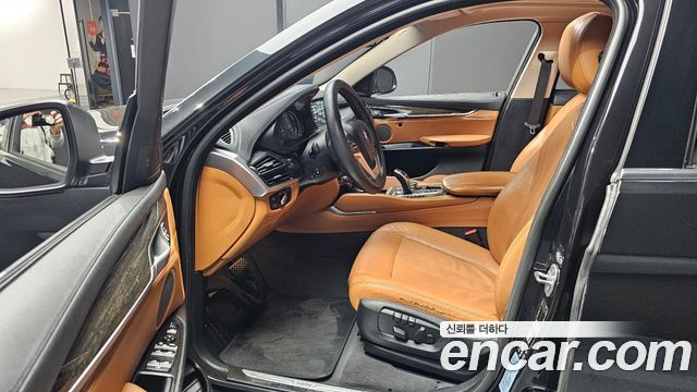 BMW X6 2017 — photo 10