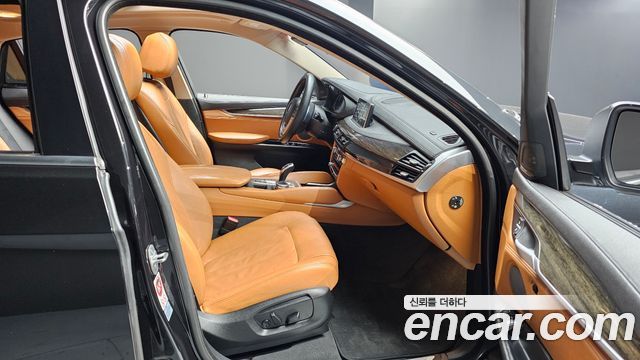 BMW X6 2017 — photo 11