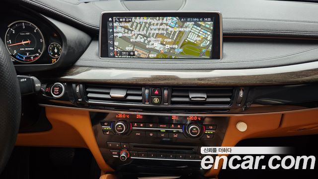 BMW X6 2017 — photo 14